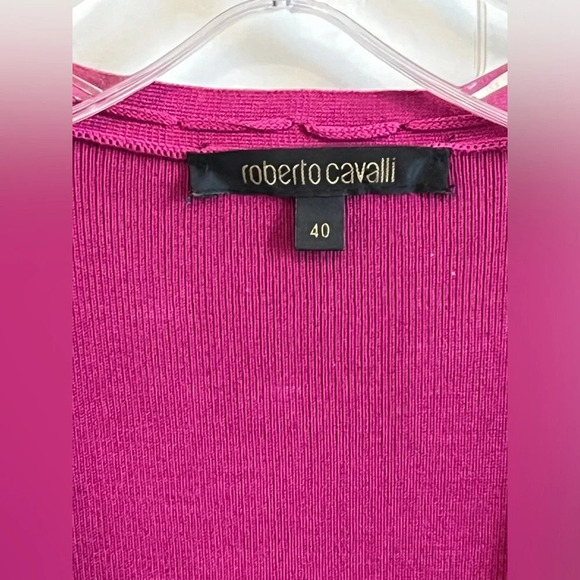 ๐ Roberto Cavalli magenta silk sweater with detailing. V-neck. EUC. Size 40IT - Picture 4 of 4